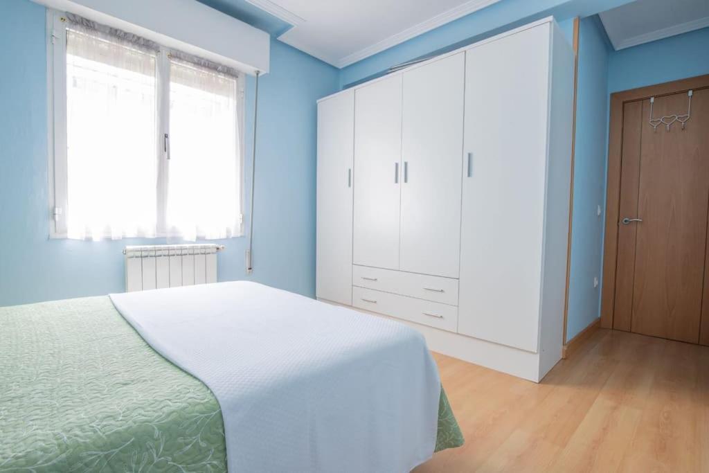 Apartamento Subrau Хихон Екстериор снимка